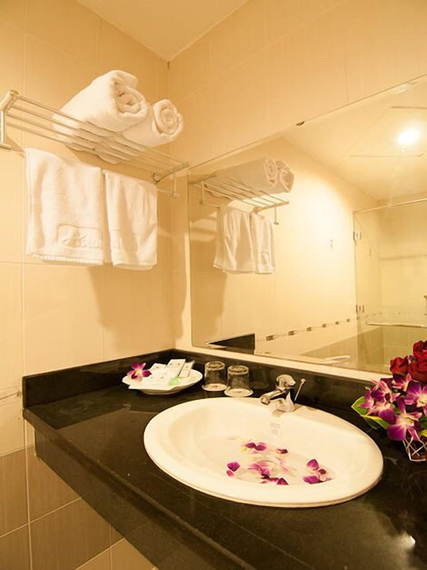 Valentine Hotel Saigon - Bui Vien Street Ho Chi Minh-Byen Eksteriør billede